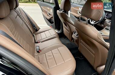 Седан Mercedes-Benz E-Class 2019 в 