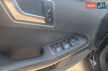 Седан Mercedes-Benz E-Class 2012 в 