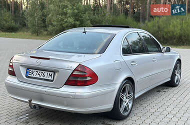 Седан Mercedes-Benz E-Class 2003 в 