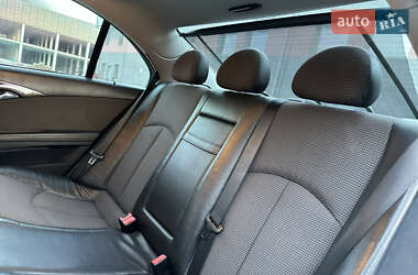 Седан Mercedes-Benz E-Class 2003 в 