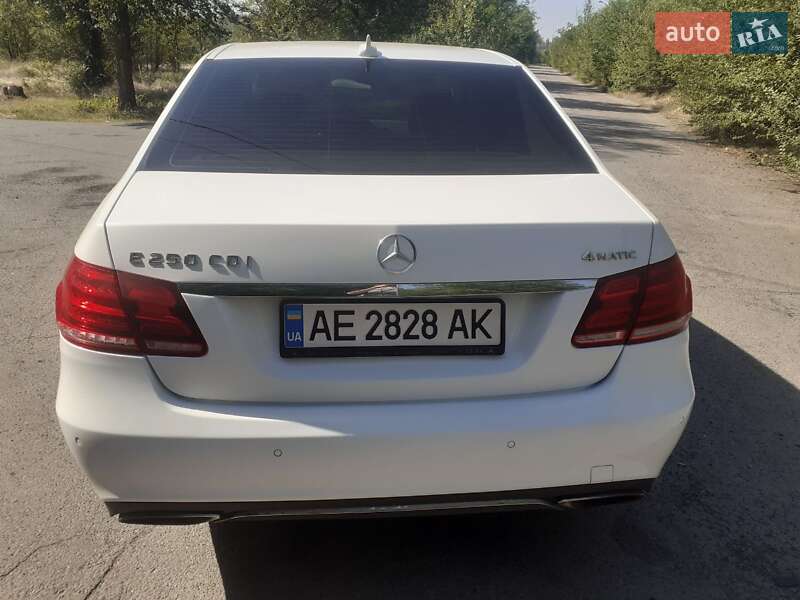 Седан Mercedes-Benz E-Class 2013 в Кривому Розі