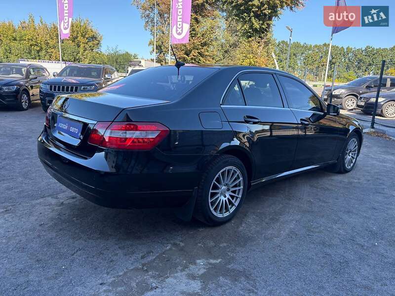 Седан Mercedes-Benz E-Class 2012 в Вінниці