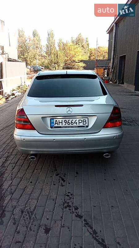 Седан Mercedes-Benz E-Class 2002 в Краматорске
