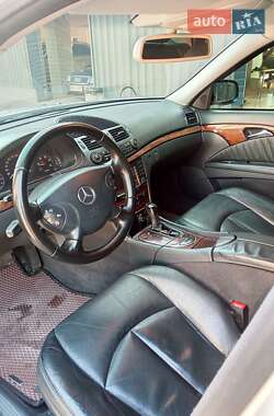 Седан Mercedes-Benz E-Class 2002 в 