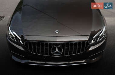 Седан Mercedes-Benz E-Class 2016 в 