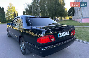 Седан Mercedes-Benz E-Class 1996 в 