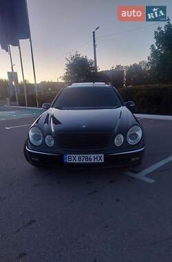 Универсал Mercedes-Benz E-Class 2005 в 