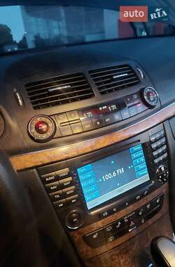 Универсал Mercedes-Benz E-Class 2005 в 