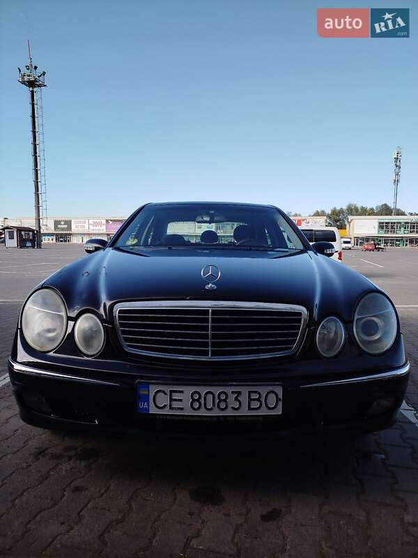Седан Mercedes-Benz E-Class 2002 в Черновцах