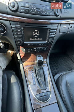 Универсал Mercedes-Benz E-Class 2003 в 