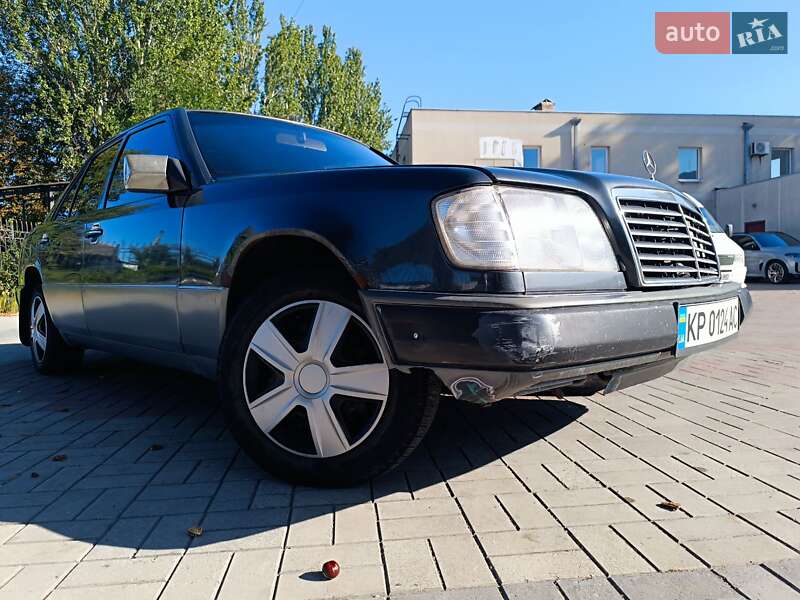 Седан Mercedes-Benz E-Class 1992 в Запоріжжі
