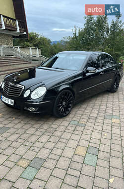 Седан Mercedes-Benz E-Class 2008 в 