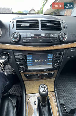 Седан Mercedes-Benz E-Class 2008 в 
