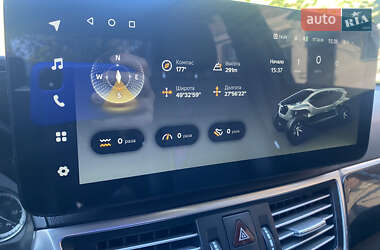 Седан Mercedes-Benz E-Class 2012 в 