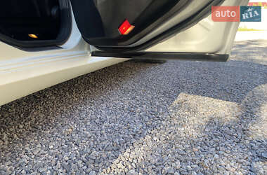 Седан Mercedes-Benz E-Class 2012 в 