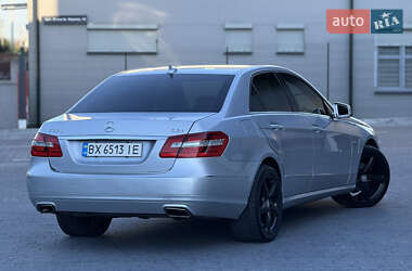 Седан Mercedes-Benz E-Class 2011 в 