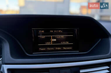 Седан Mercedes-Benz E-Class 2011 в 