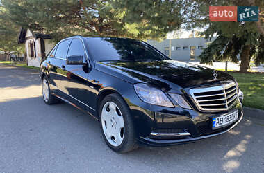 Седан Mercedes-Benz E-Class 2011 в 