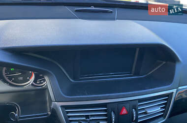 Седан Mercedes-Benz E-Class 2011 в 