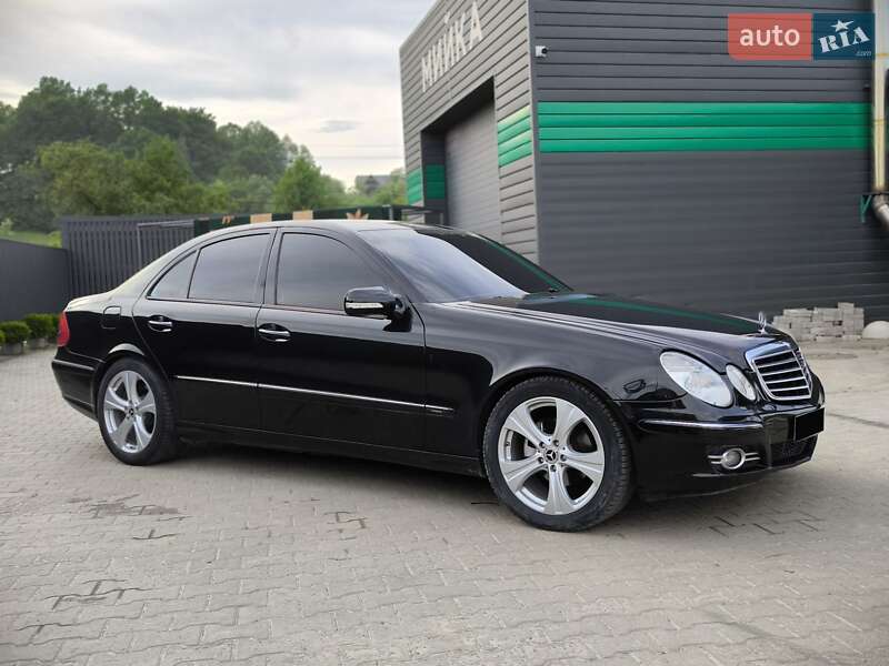 Седан Mercedes-Benz E-Class 2007 в Ивано-Франковске