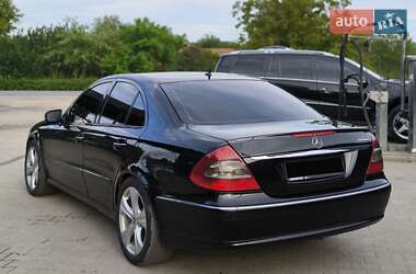 Седан Mercedes-Benz E-Class 2007 в 