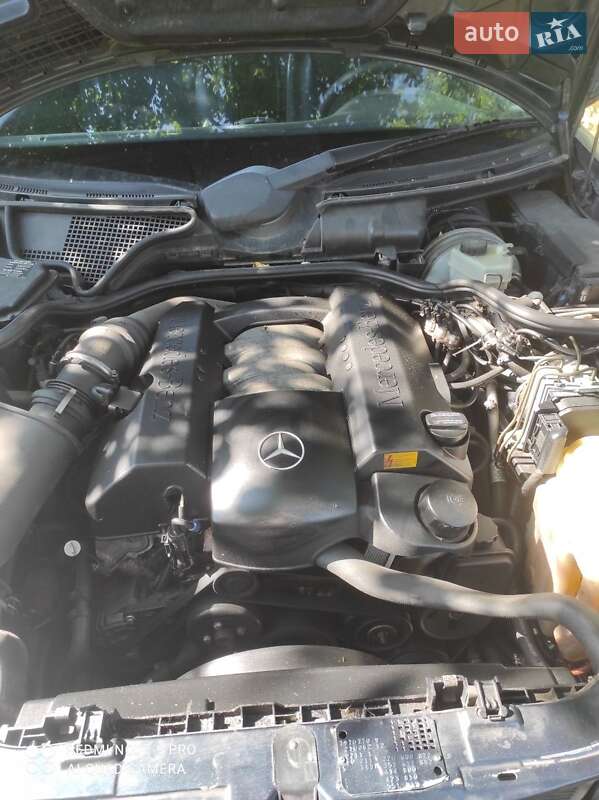 Седан Mercedes-Benz E-Class 2008 в Новомосковске
