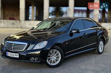 Седан Mercedes-Benz E-Class 2009 в 