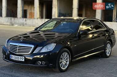 Седан Mercedes-Benz E-Class 2009 в 