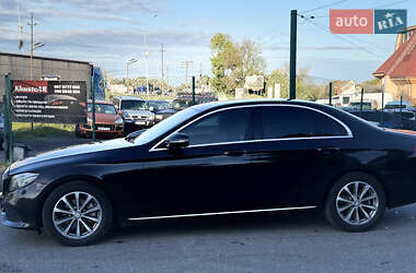Седан Mercedes-Benz E-Class 2017 в 