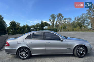 Седан Mercedes-Benz E-Class 2003 в 