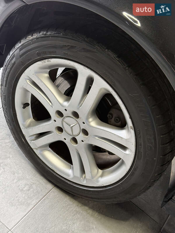 Седан Mercedes-Benz E-Class 2004 в Вараші фото 60 Седан Mercedes-Benz E-Class 2004 в Вараші