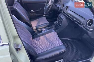 Седан Mercedes-Benz E-Class 1977 в 