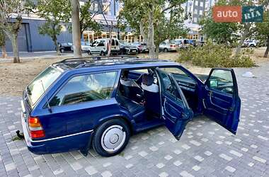 Универсал Mercedes-Benz E-Class 1987 в 