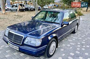 Универсал Mercedes-Benz E-Class 1987 в Одессе