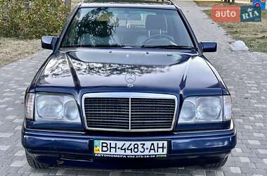 Универсал Mercedes-Benz E-Class 1987 в 