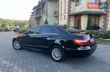 Седан Mercedes-Benz E-Class 2012 в 