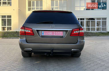 Универсал Mercedes-Benz E-Class 2011 в 