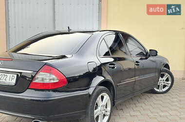 Седан Mercedes-Benz E-Class 2007 в 