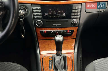Седан Mercedes-Benz E-Class 2007 в 