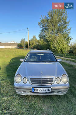 Универсал Mercedes-Benz E-Class 2001 в Ивано-Франковске