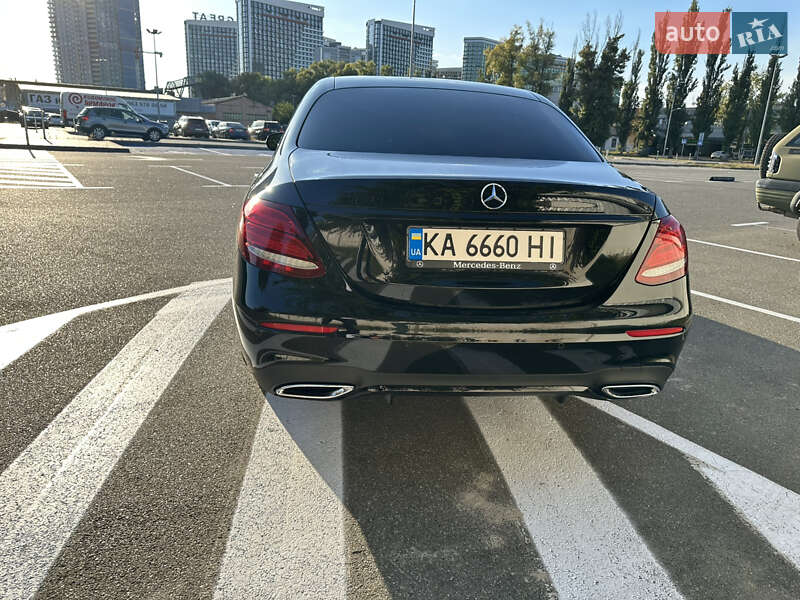Седан Mercedes-Benz E-Class 2019 в Киеве