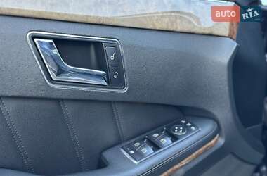Седан Mercedes-Benz E-Class 2011 в 