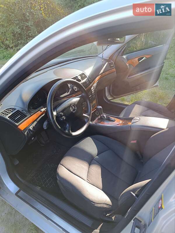 Седан Mercedes-Benz E-Class 2007 в Виннице