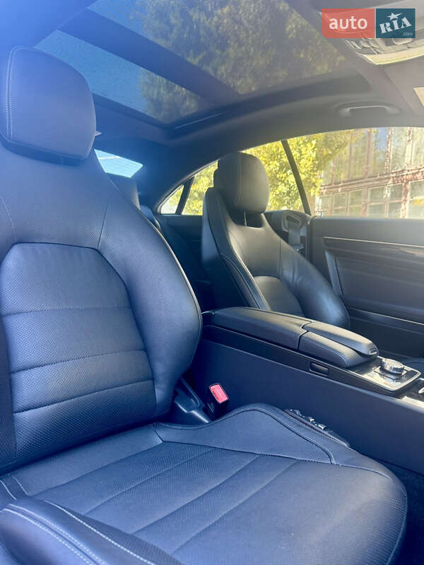 Купе Mercedes-Benz E-Class 2015 в Киеве фото 35 Купе Mercedes-Benz E-Class 2015 в Киеве