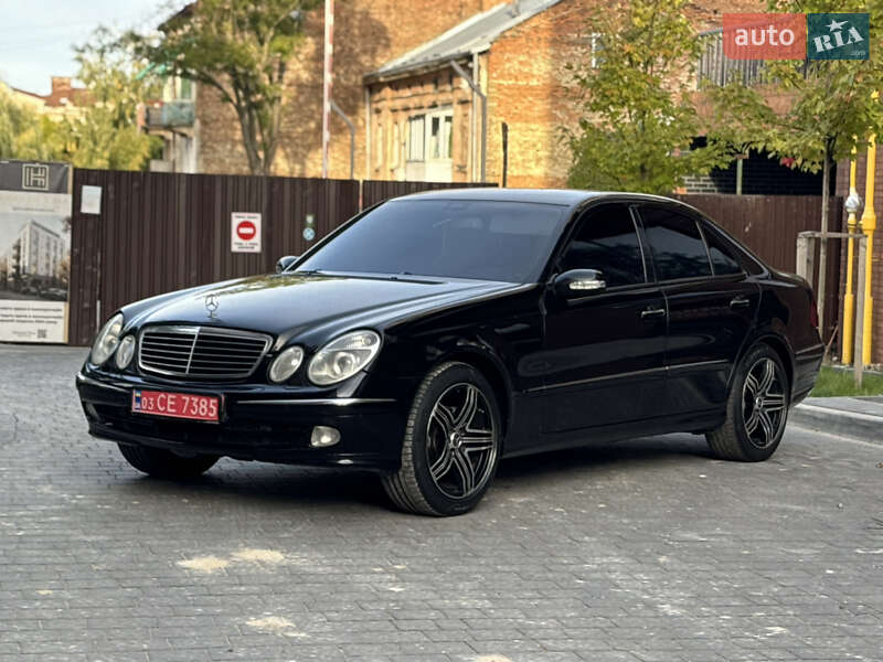 Седан Mercedes-Benz E-Class 2005 в Львове