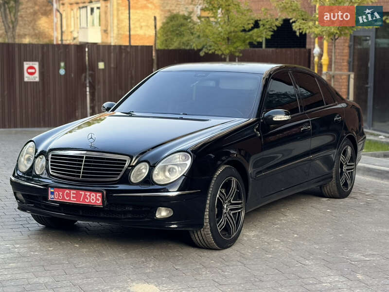 Седан Mercedes-Benz E-Class 2005 в Львове