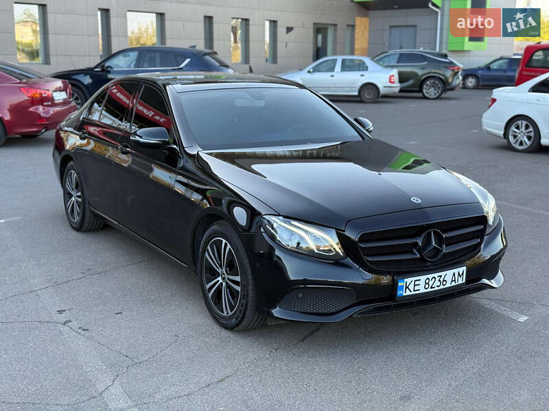 Седан Mercedes-Benz E-Class 2019 в Киеве