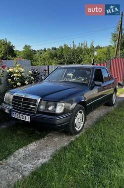 Седан Mercedes-Benz E-Class 1988 в 