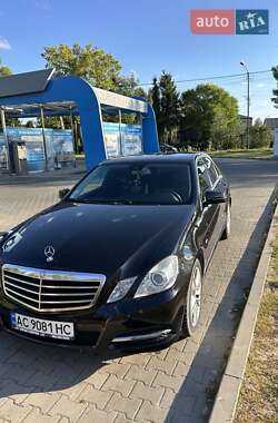 Седан Mercedes-Benz E-Class 2011 в Ровно