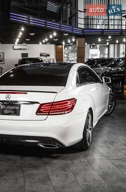 Купе Mercedes-Benz E-Class 2016 в 